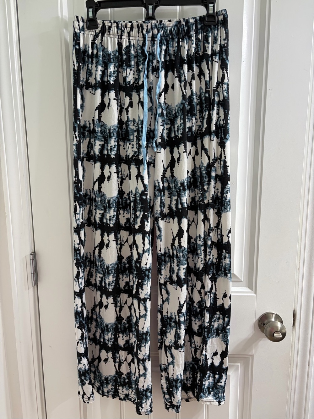 Hello Mello Women's Tie-Dye Lounge Pants in Black & White w/ Bag Sz L Comfy Boho - Picture 1 of 8